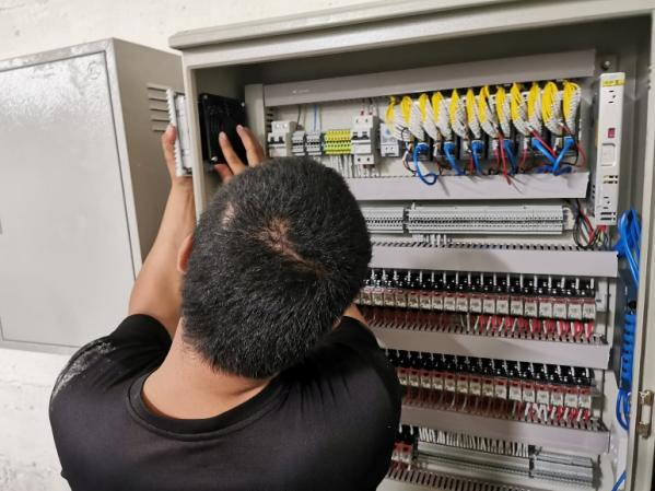 工業(yè)物聯(lián)網(wǎng)關(guān)