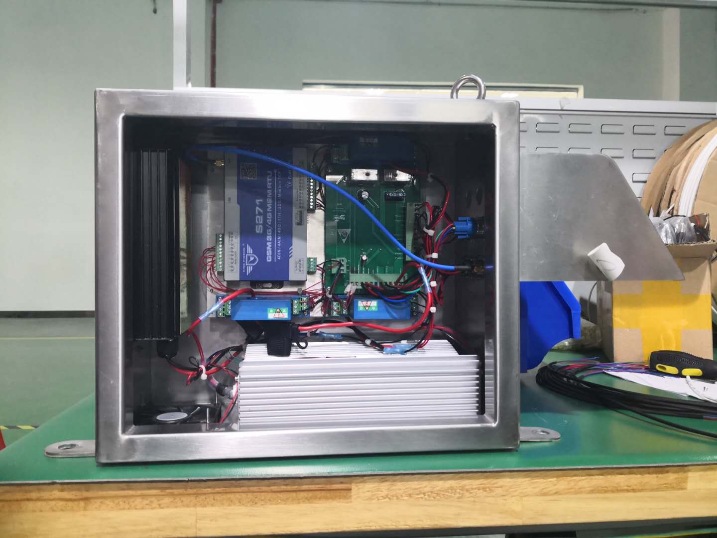 工業(yè)物聯(lián)網(wǎng)關(guān)