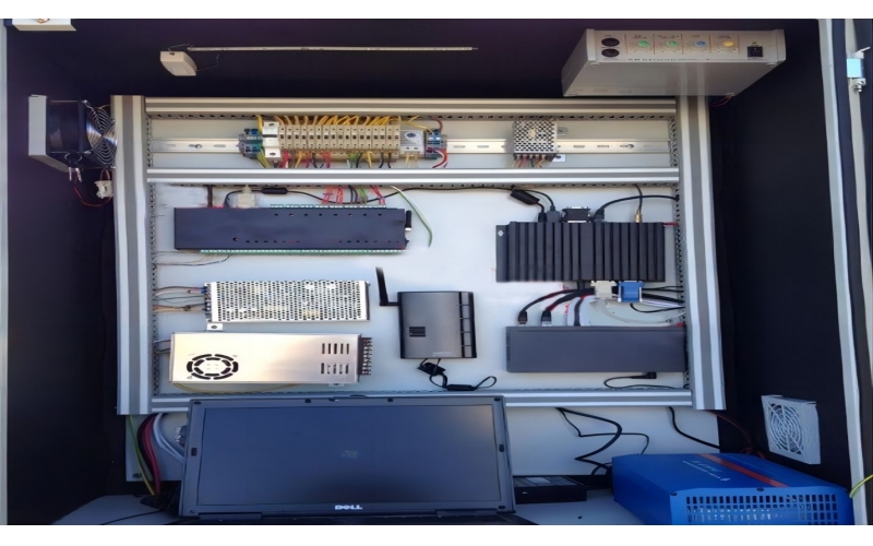 研究設(shè)計(jì)多功能GPRS數(shù)據(jù)遙測(cè)終端解決方案